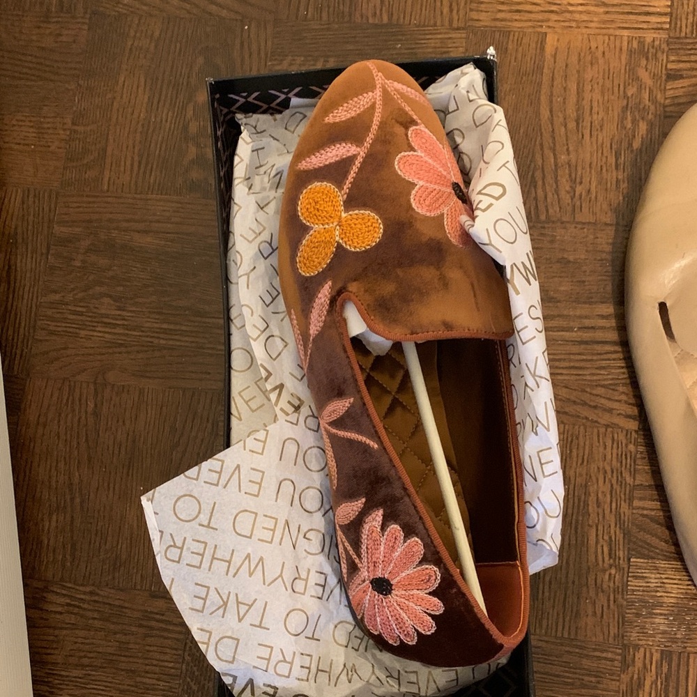 Birdies Brown Floral Embroidered Loafers